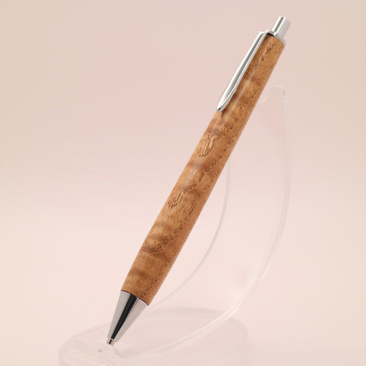 ケンポナシ 木軸シャーペン｜【学生に人気】素朴であたたかな木肌が、勉強時間にやさしい集中をもたらす一本　260207