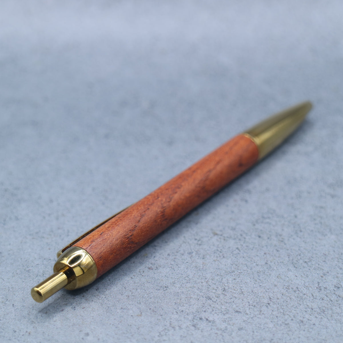 Zelkova | M5-compatible wooden mini ballpoint pen made from wood found in a storehouse | Slim barrel, retractable 260642