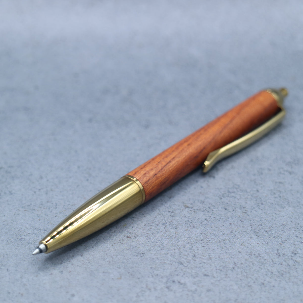 Zelkova | M5-compatible wooden mini ballpoint pen made from wood found in a storehouse | Slim barrel, retractable 260642