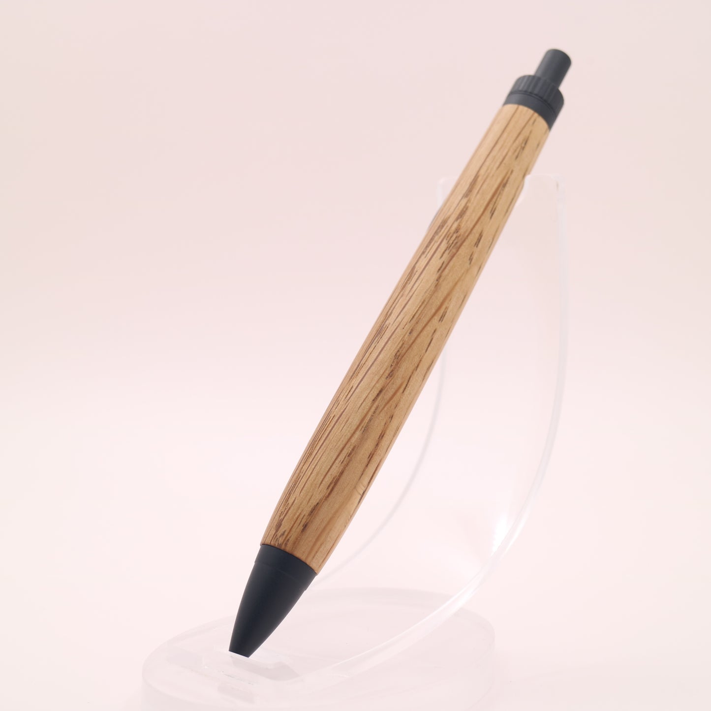 ウィスキー樽（ジャックダニエル）オーク × マットブラック｜木の質感を楽しむ木軸ペン｜ボールペン or シャーペン　260216