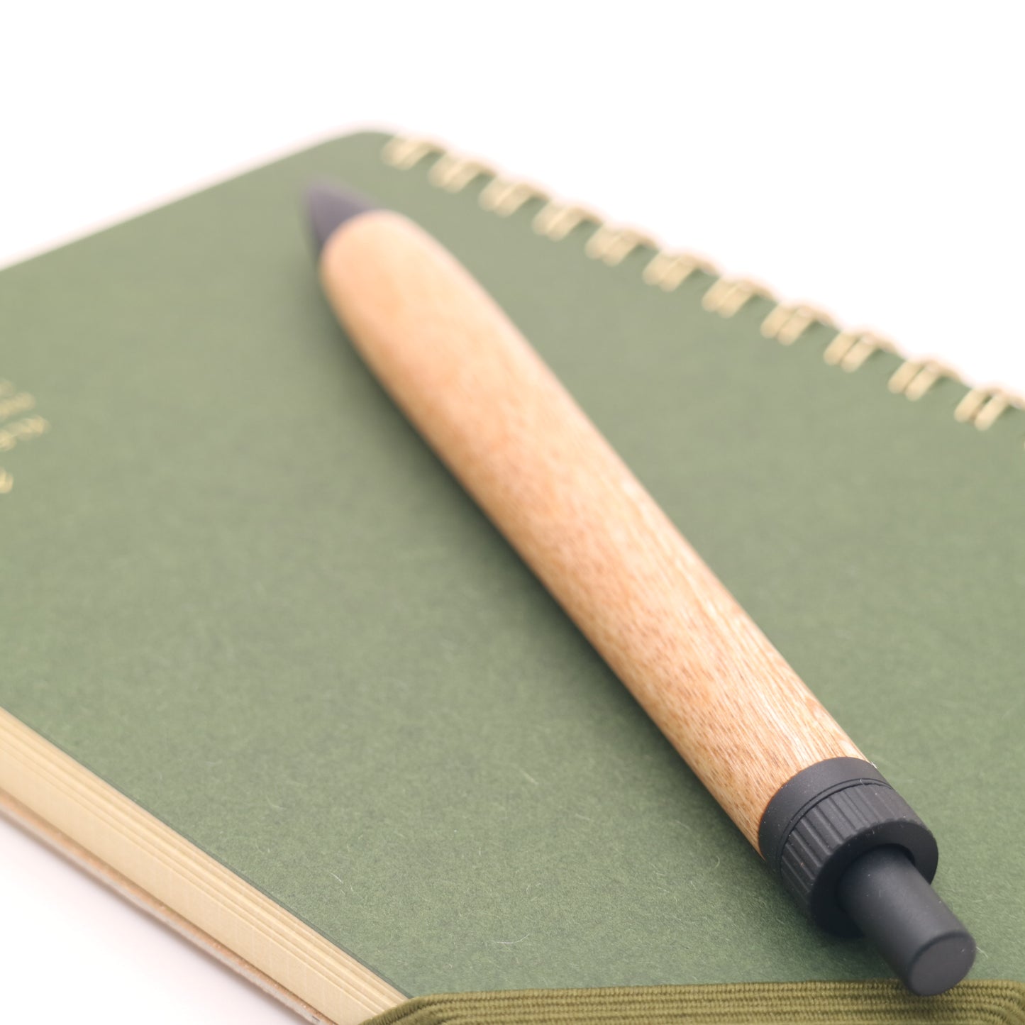 ユーカリの木軸ペン｜手作り木製ボールペン・シャーペン｜マットブラック金具｜Wood Time Factory