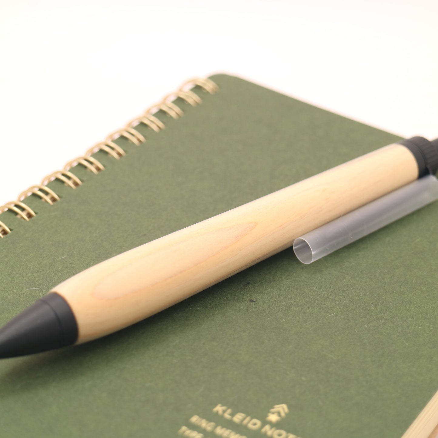 伊勢神宮ヒノキ　マットブラック　木軸ペン　ボールペン or シャーペン　251215