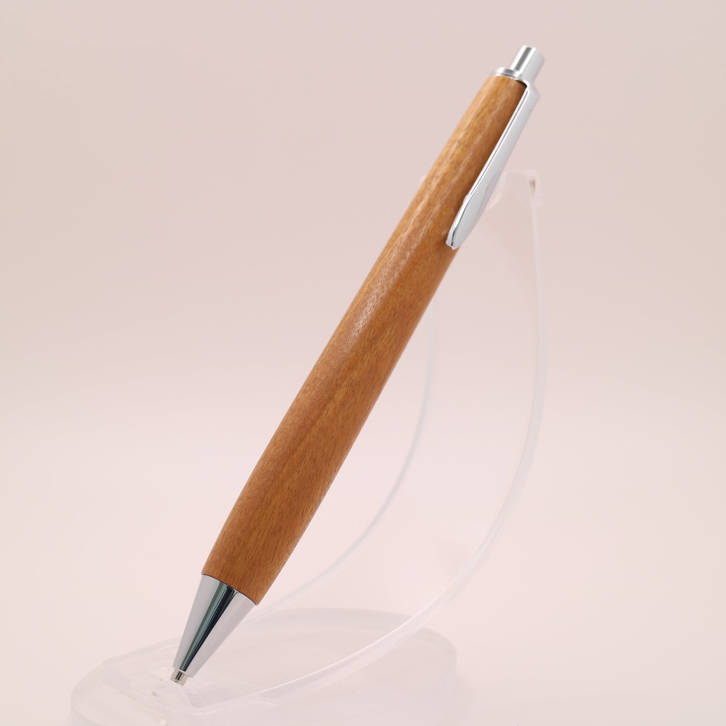 チャクテビガ 木軸シャーペン｜【学生に人気】あたたかな赤褐色が、勉強時間に静かな集中をもたらす一本　260202