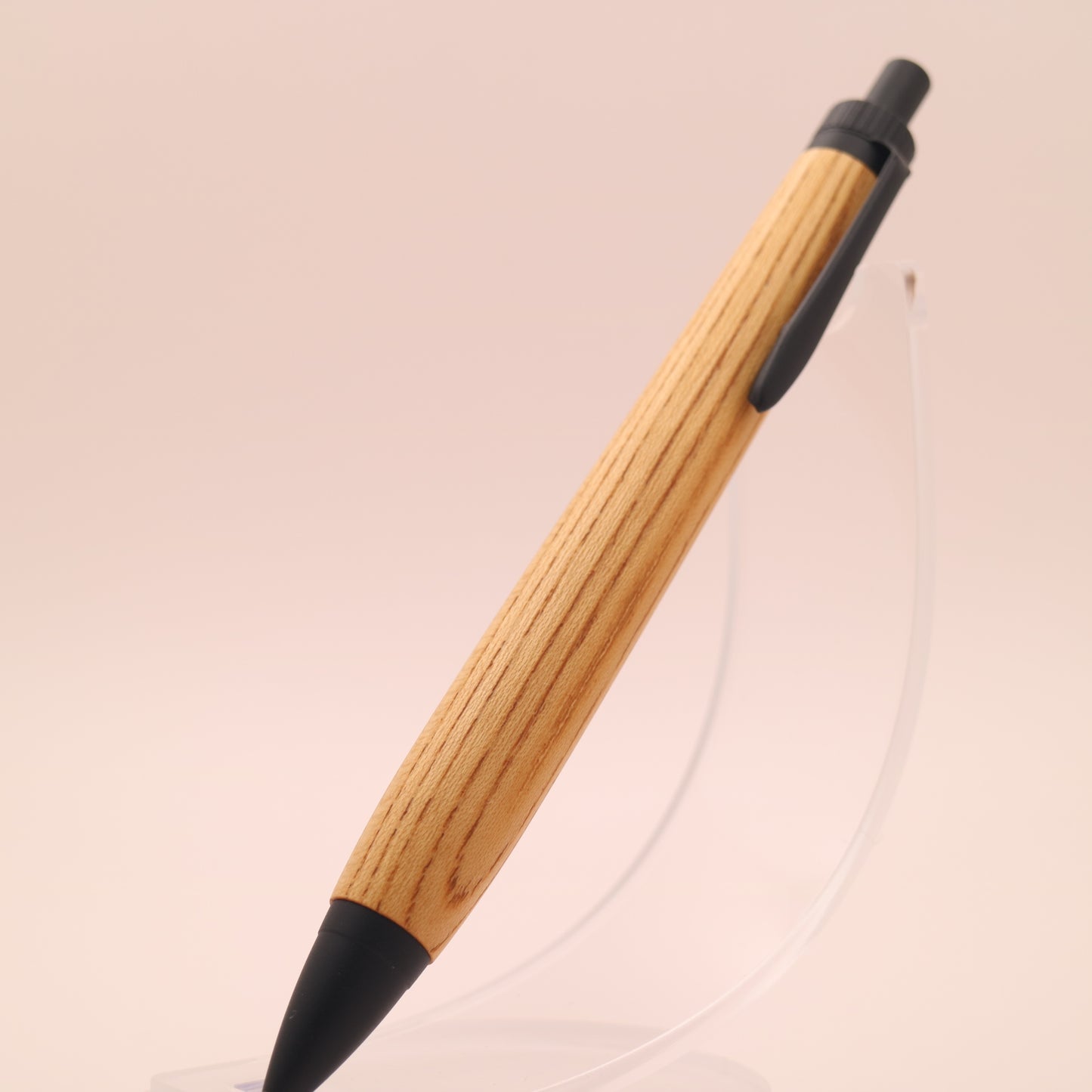 伊勢市産ケヤキ × マットブラック｜木の質感を楽しむ木軸ペン｜ボールペン or シャーペン　251231