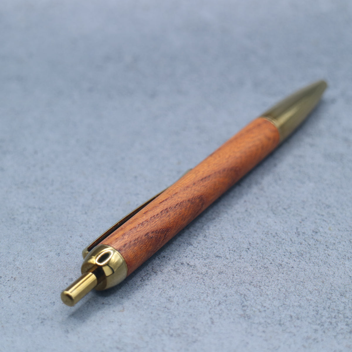 Zelkova | M5-compatible wooden mini ballpoint pen made from wood found in a storehouse | Slim barrel, retractable 260642