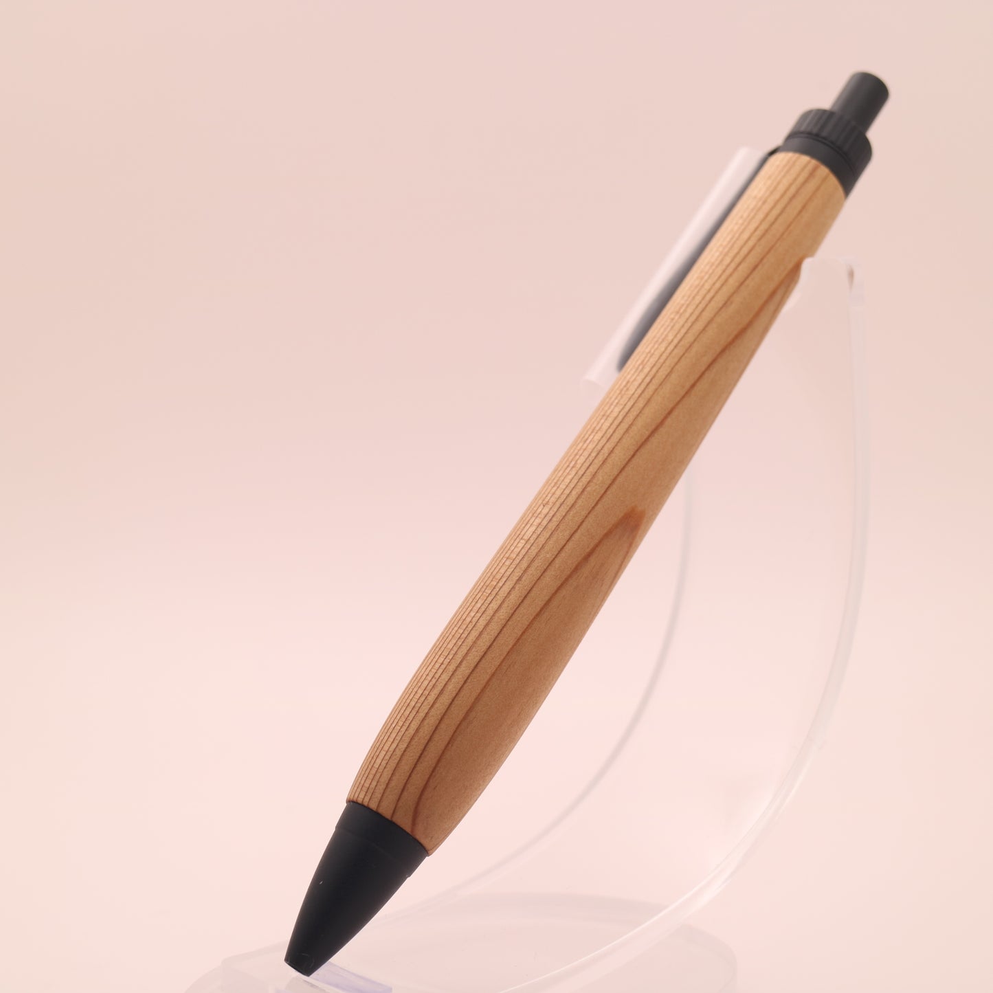伊勢市産スギ × マットブラック｜木の質感を楽しむ木軸ペン｜ボールペン or シャーペン　251230