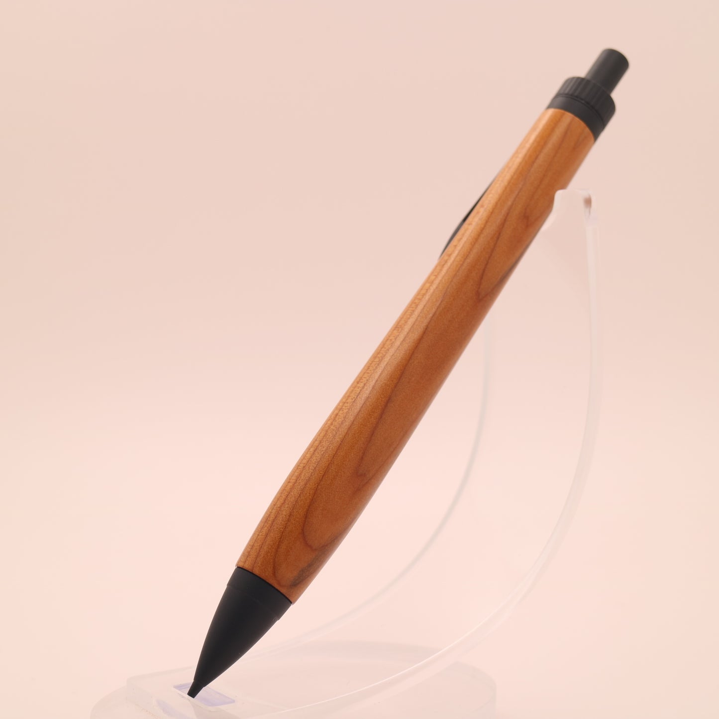 イチイ× マットブラック｜木の質感を楽しむ木軸ペン｜ボールペン or シャーペン　251220