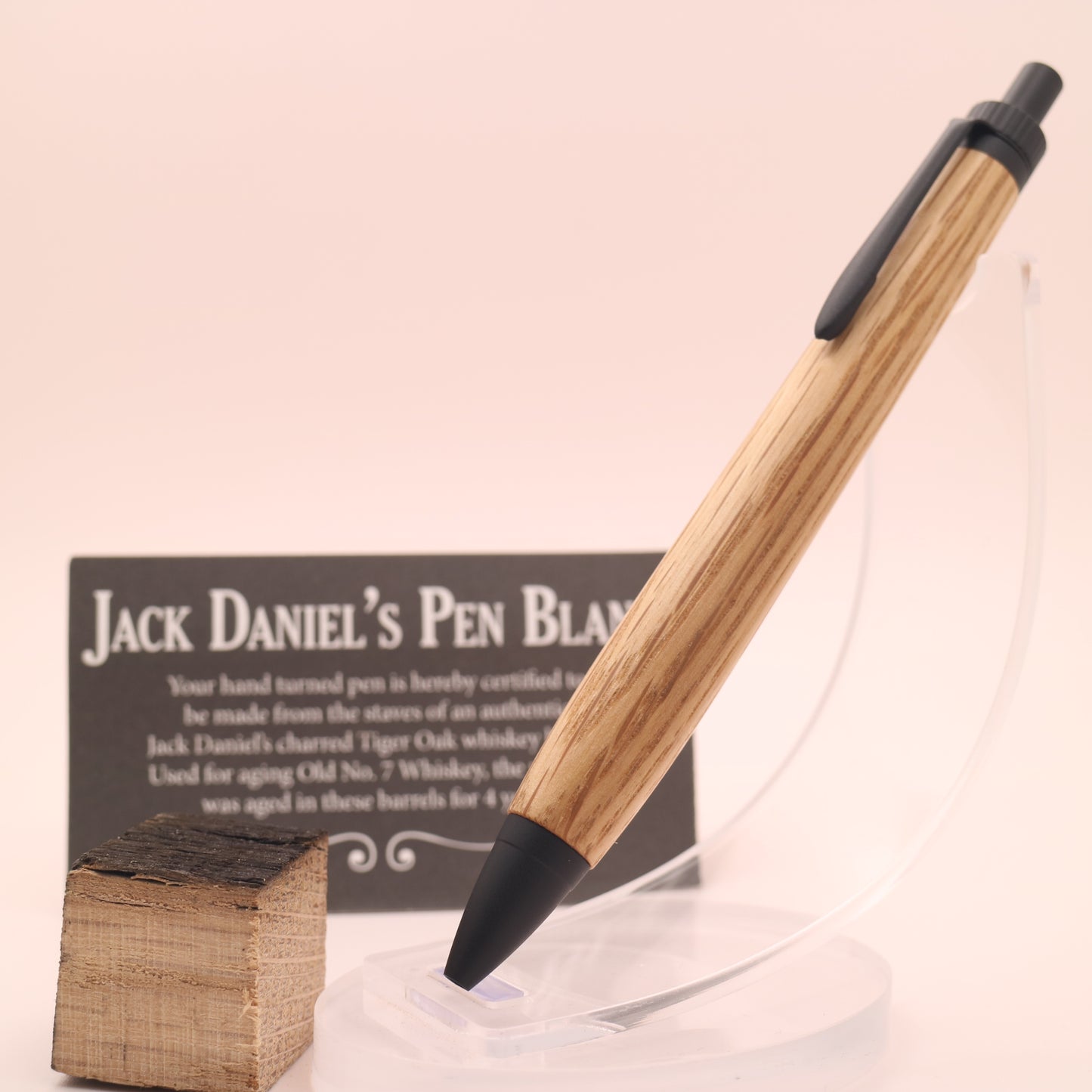 ウィスキー樽（ジャックダニエル）オーク × マットブラック｜木の質感を楽しむ木軸ペン｜ボールペン or シャーペン　251233