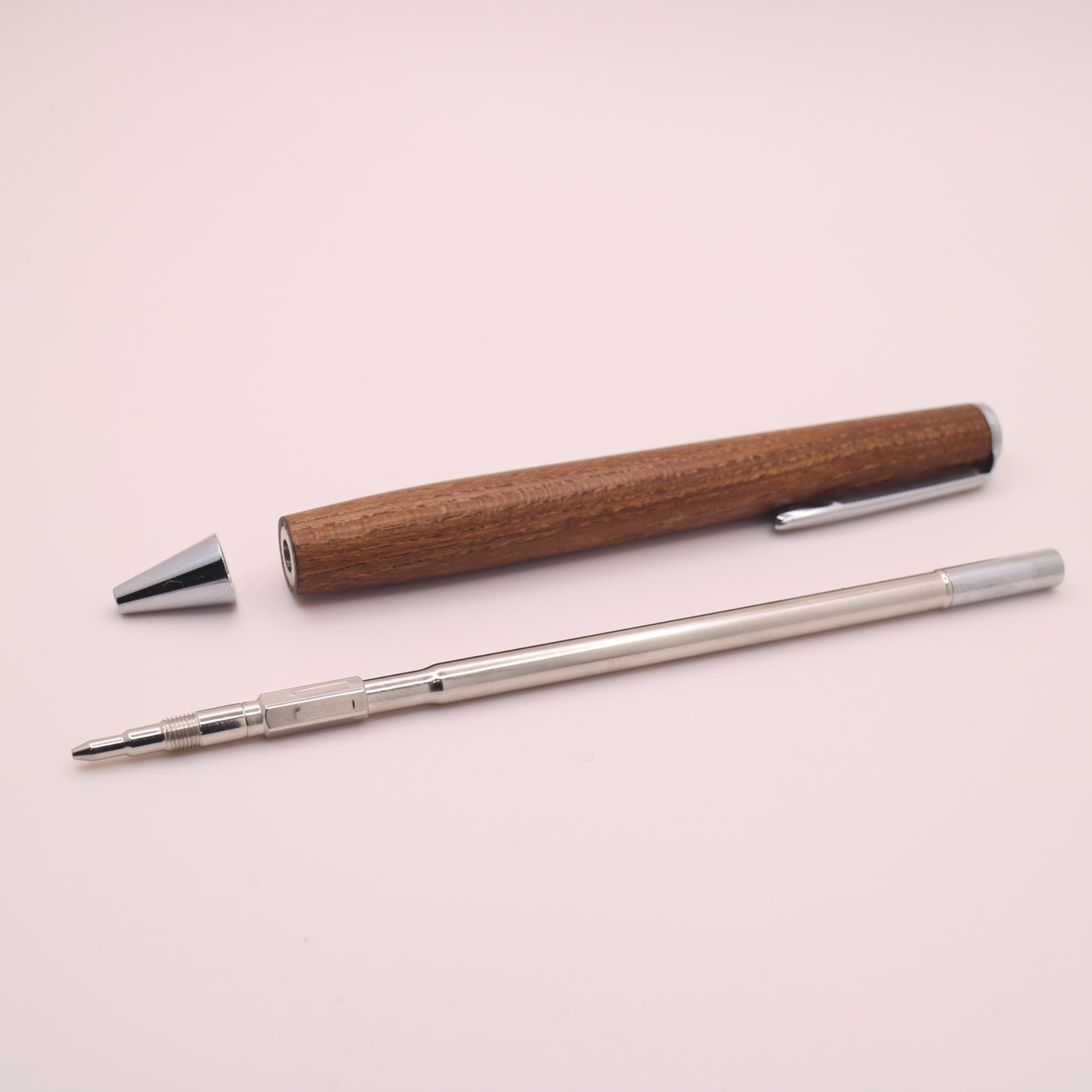 ケンポナシ 木軸シャーペン｜【学生に人気】素朴であたたかな木肌が、勉強時間にやさしい集中をもたらす一本　260207